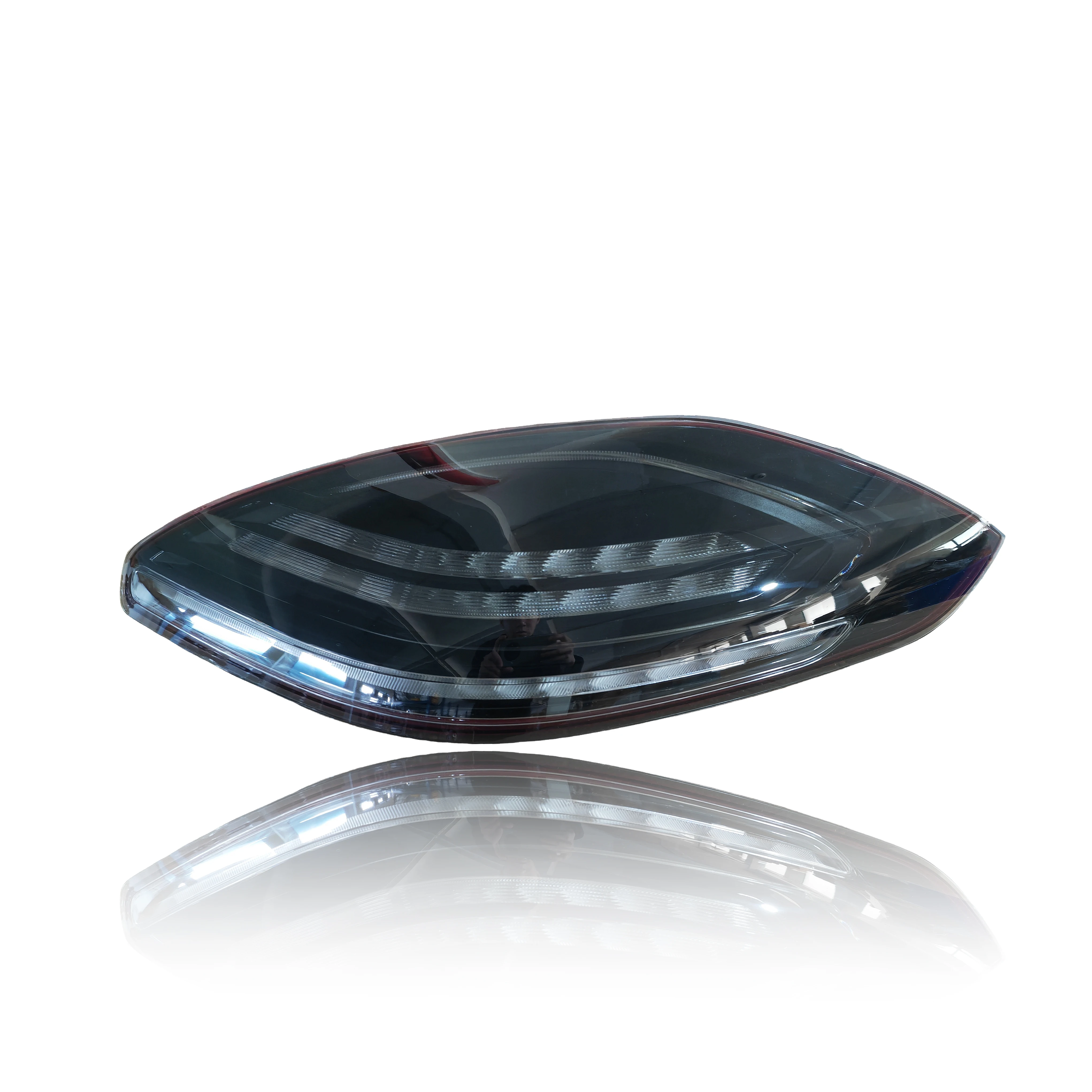 Car LED Tail Light Rear Lamp Car Accessories for 2014-2016 Porsche Panamera 97063143104 97063143204 Rear Light Assemblies