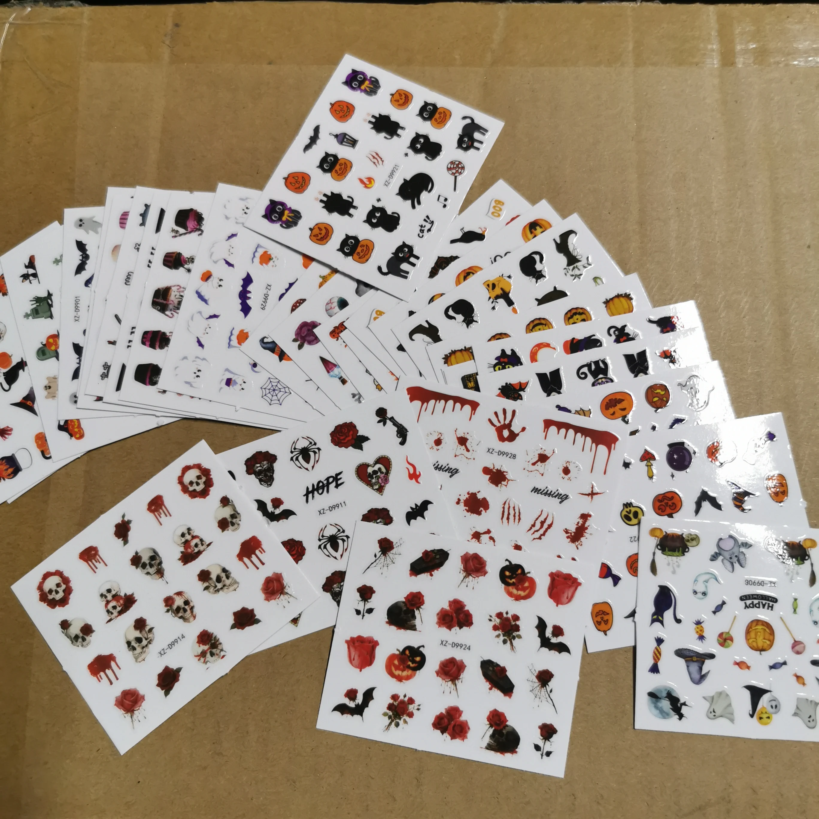 30 unidades de pegatinas 3D para uñas de Navidad y Halloween, sangre de terror, mano, rosa, calavera, gato negro, araña, calabaza, calcomanías adhesivas para uñas, deslizadores de uñas