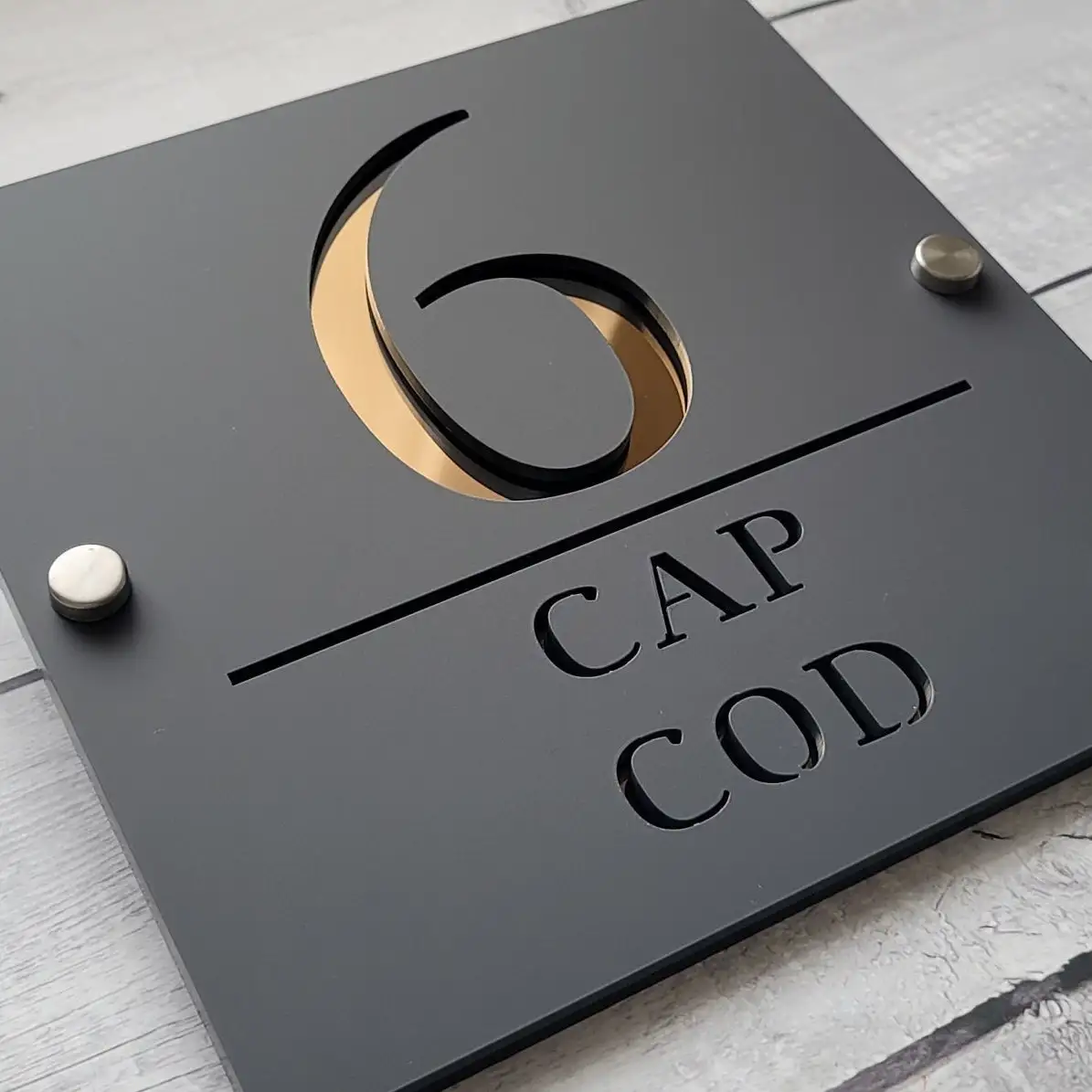 Outdoor House Number Sign – Personalized 3D Laser Cut Acrylic Address Plaque with Hebrew Family Name & Mirror Text