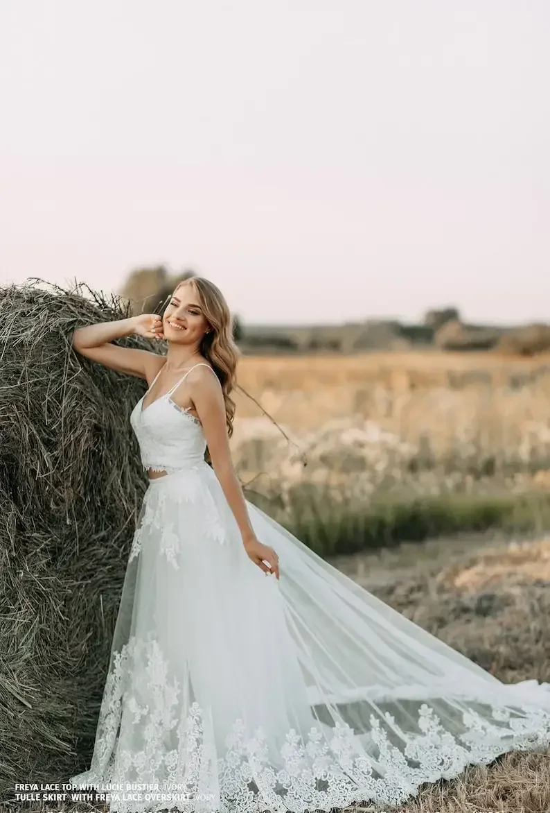 Overskirt personalizado com incrível borda de crina grande trem luxo artesanal renda sobre saia vestido de noiva elegante coleção de noivaaccs