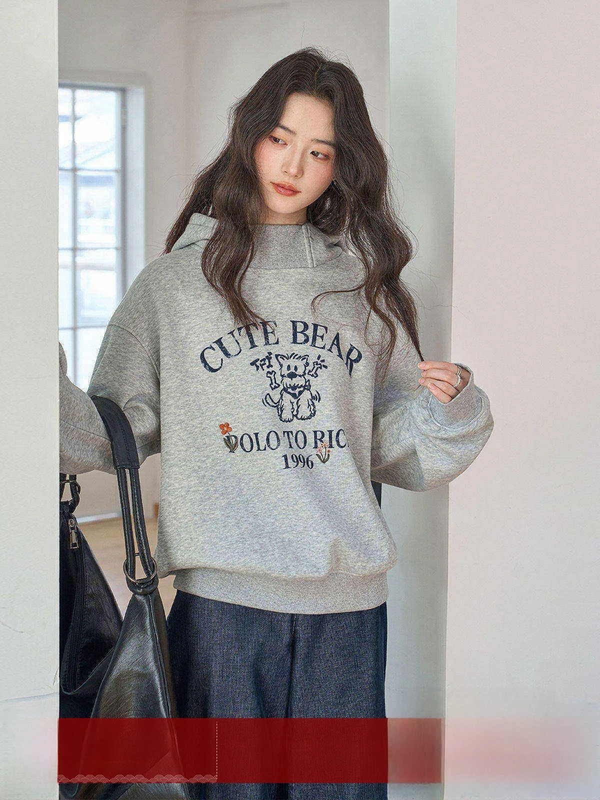 

MoZao Grey Cartoon Dog Print Hooded Fleece Women's Sweatshirt Loose Slimming High-End Feeling Long Sleeve Korean Style Top