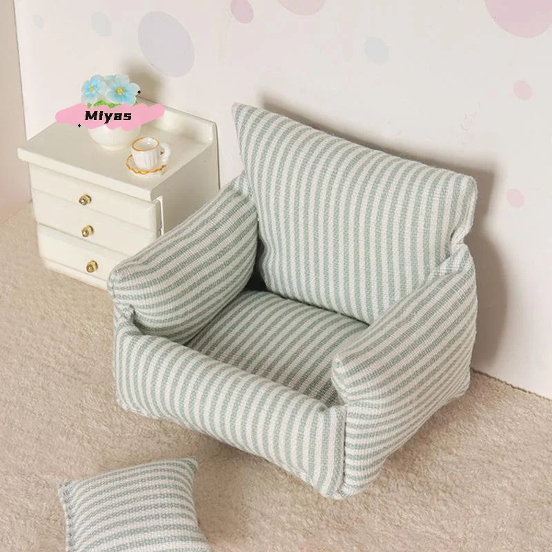 

M-1/12 Scale Mini Striped Sofa for Dollhouse Furniture Decor Simulatoon Dolls House Living Scene Pretend Play Ornaments