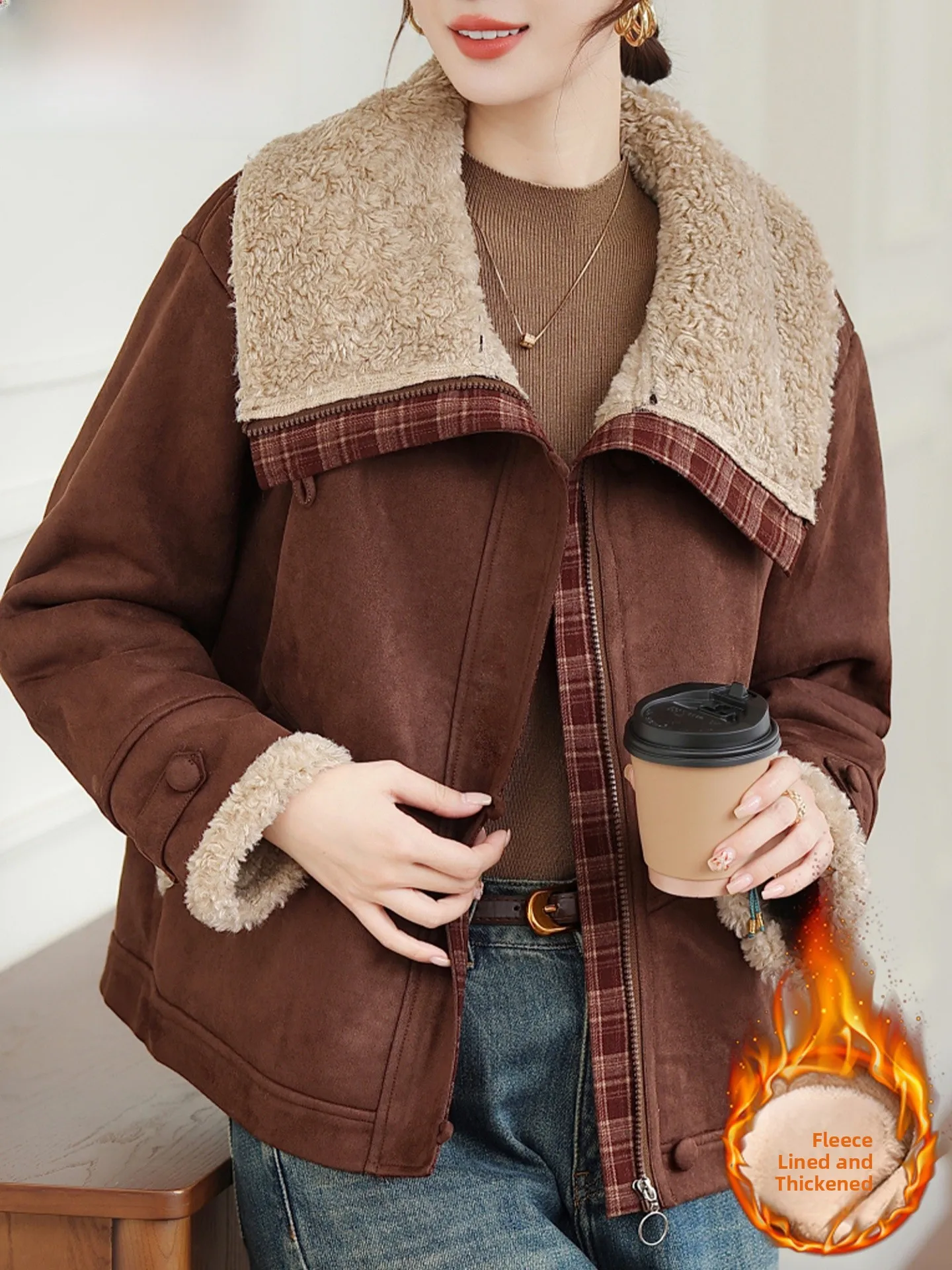 

Lamb Fur Collar Parka Coat Winter Fashion Outerwear for Women Middle-Aged And Elderly Cotton Padded Coat Warmth And Style