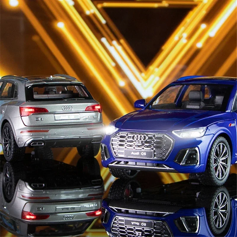 1:24 AUDI Q5 SUV Model mobil logam campuran Diecast & kendaraan mainan mobil logam Model simulasi tinggi suara dan koleksi cahaya