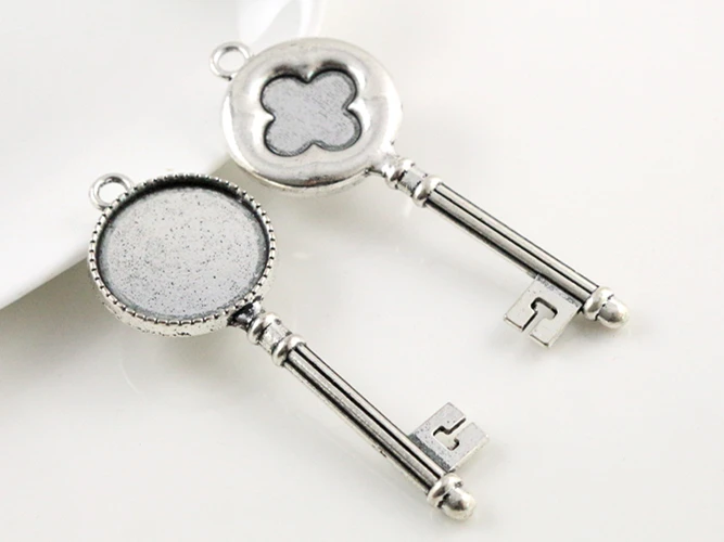 5pcs 20mm Inner Size Antique Silver Plated And Bronze Cross key Style Cabochon Base Setting Charms Pendant
