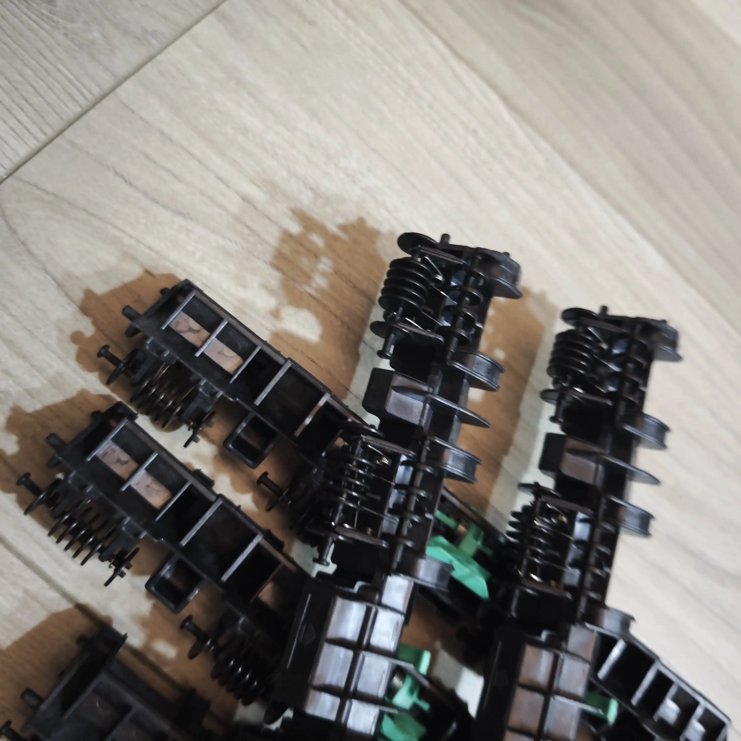 

5PC Fuser Guide Delivery for Canon MF4410 MF4710 MF4752 MF4890 MF4779 MF4712 RC2-9483-000 RC2-9484-000