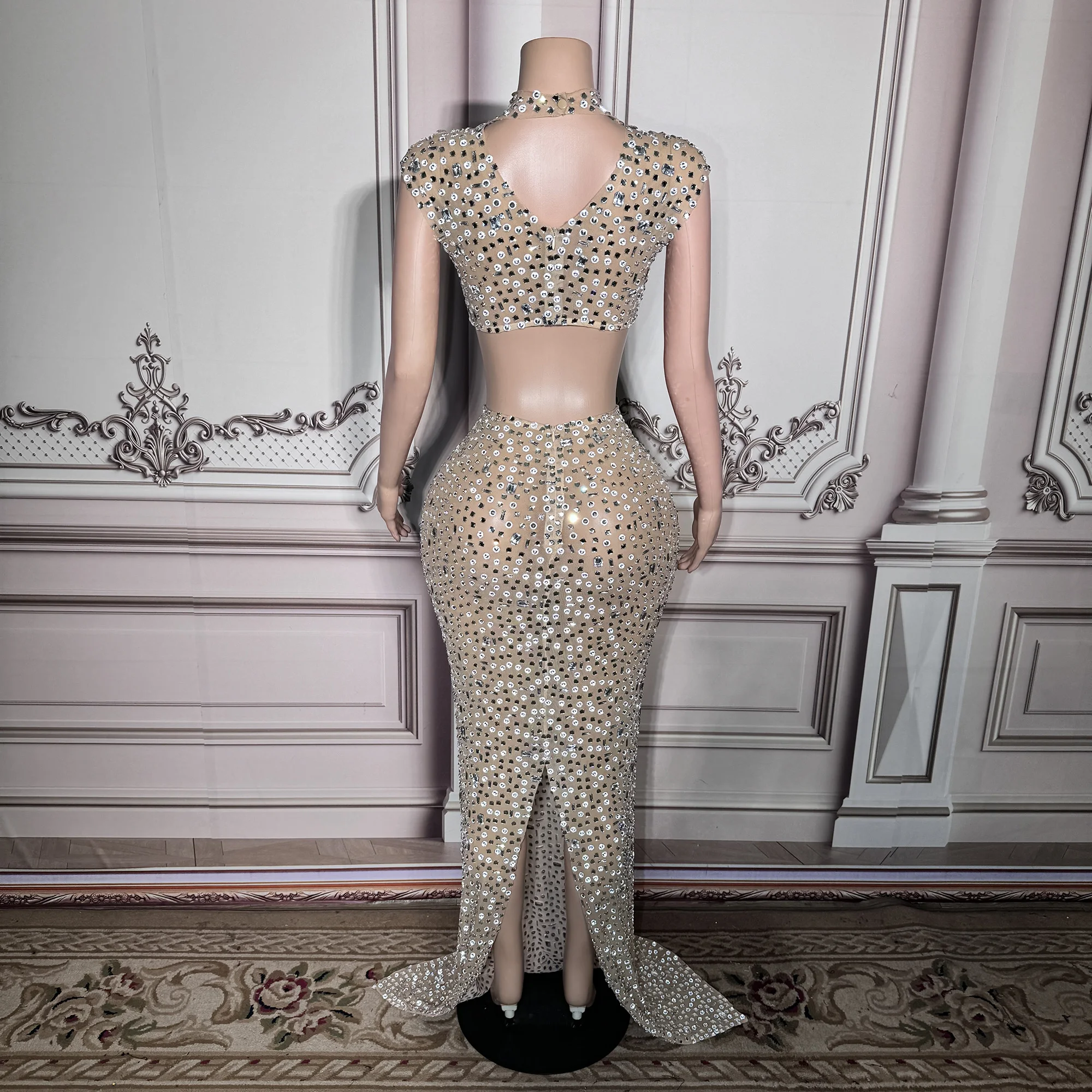 

ZD New Design Luxurious Sequin Night Dress for Women See-Through Sparkly Rhinestones Sleeveless Gold Long Dress Women