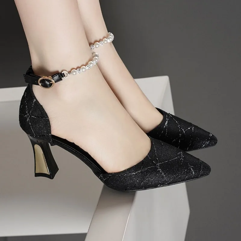 Women\'s High Heels Fall New Baotou Shallow Mouth Empty Rhinestone Beaded Line with Fashion Single Shoes