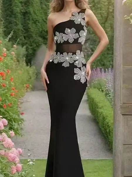 

Faionable Wrap Dr Slim Fit Me Evening Gown with Diamond Embellied Flowers for Wedding Par Banquet Long Evening Gown