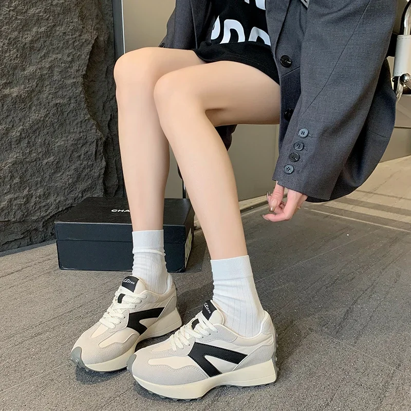 2024 new spring comode scarpe da papà da donna sportive casual stringate con suola morbida
