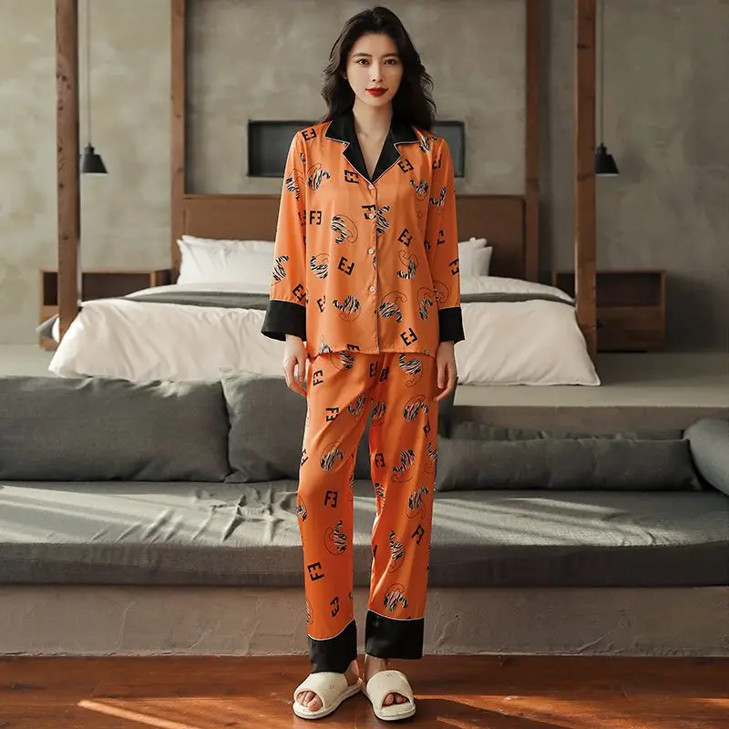 2024 Nieuwe Vrouwen Pyjama Lente Herfst Dames Ijzen Dunne Lange Mouw High Sense Nachtkleding Pak Casual Temperament Homewear