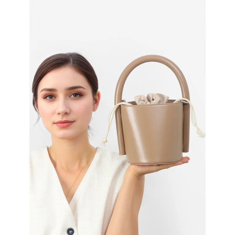 Túi xách da thật mới Túi đeo vai đơn giản đa năng Cao cấp Dung tích lớn sang trọng chất lượng cao Túi xách nữ đi làm