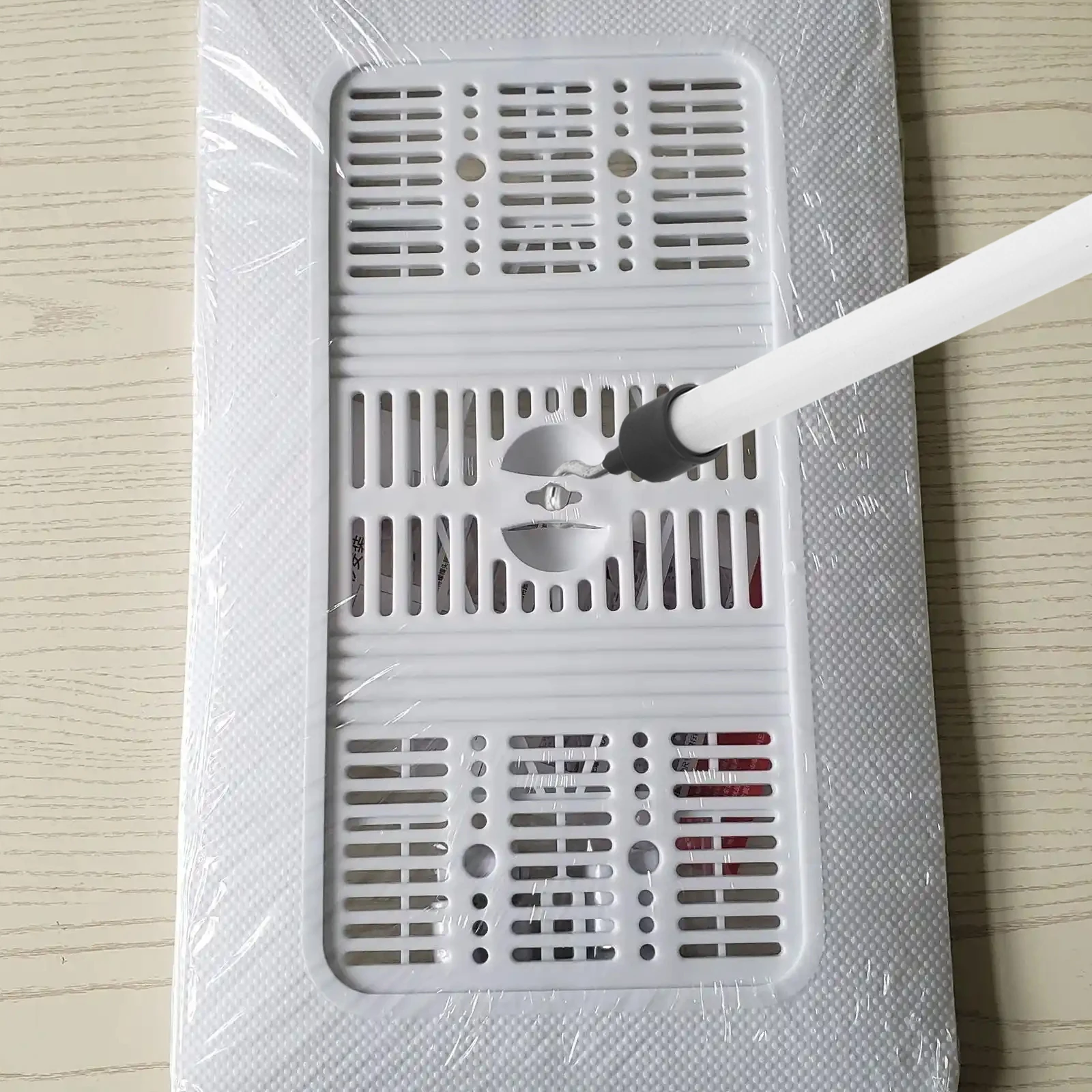 

Squatting Toilet Cover Lifter Hook Ergonomic No Bend Universal Fit For Bathroom Bathtub Shower Seat Lid Lifting Tool Accessory