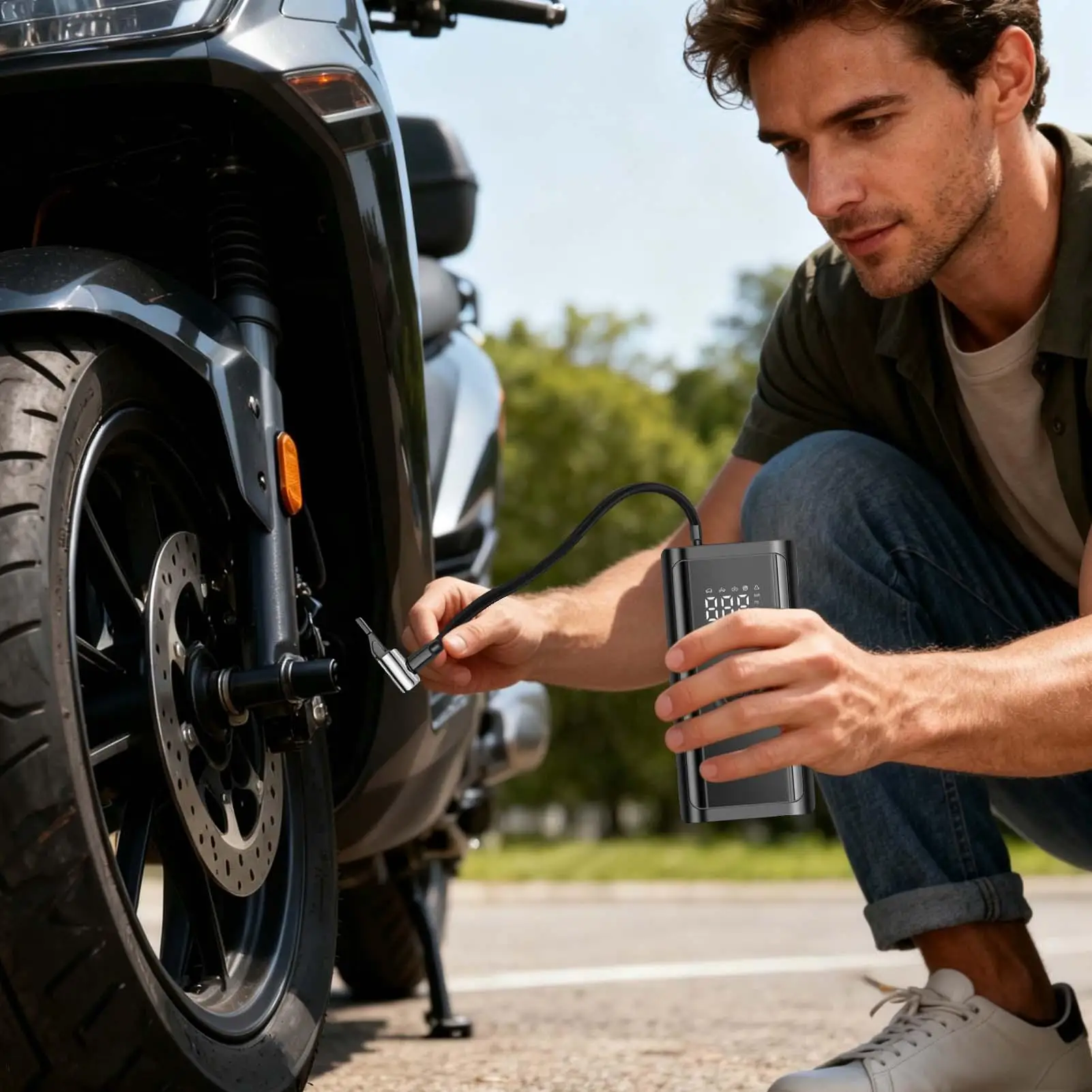 Portable Tire Inflator Auto Shut Off Digital Display Pump With SOS Light Multi-Valve Cordless Auto Tire Inflator For Road Trip