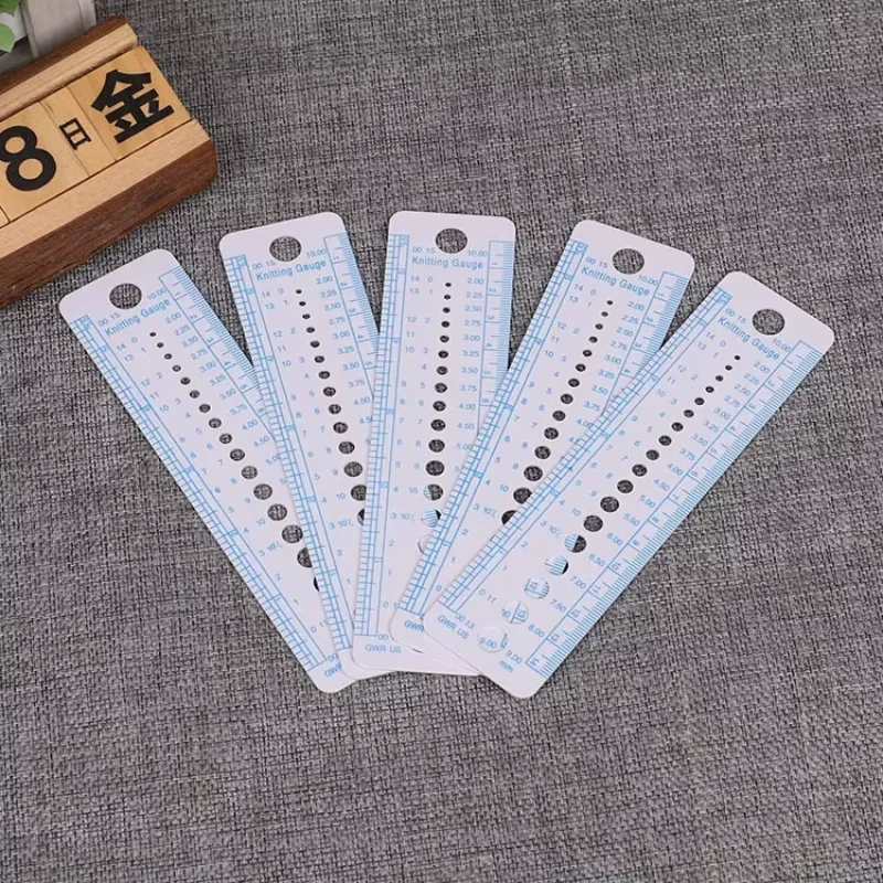 1pcs Household Sewing Knitting Accessories Needle Gauge Inch Sewing Ruler Tool CM 2-10mm Size Measure Sewing Tools E