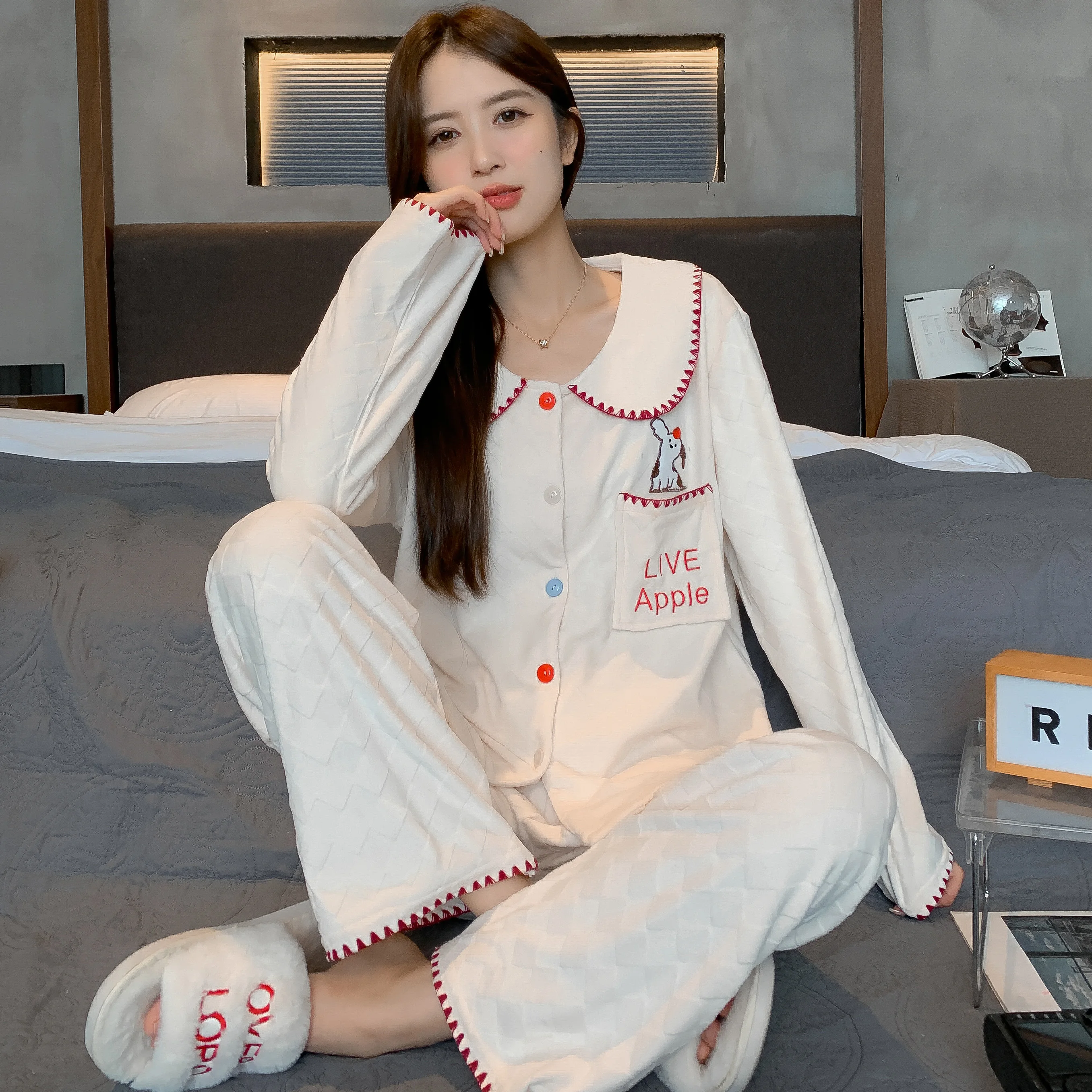 

Комплекты пижам для невесты, женские, из полиэстера, осенние, с воротником, полноразмерные, немнущиеся, прочные, универсальные, домашняя одежда, простые, в стиле Ins