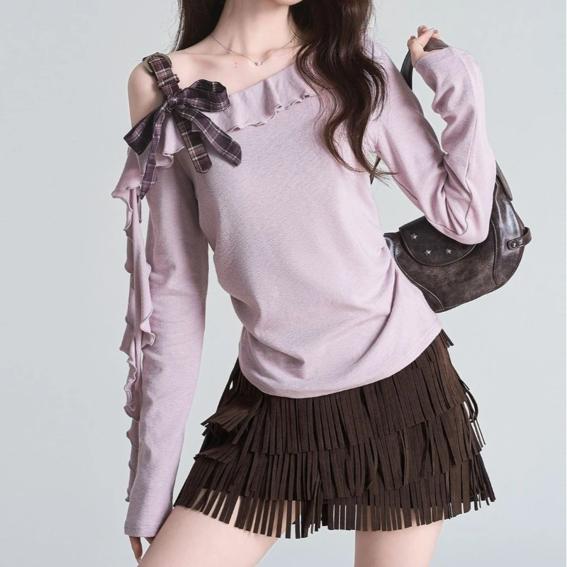 

Slanted Shoulder Lotus Leaf Edge Irregular Long Sleeved T-shirt for Women in Early Autumn Sexy Off Shoulder Base Top