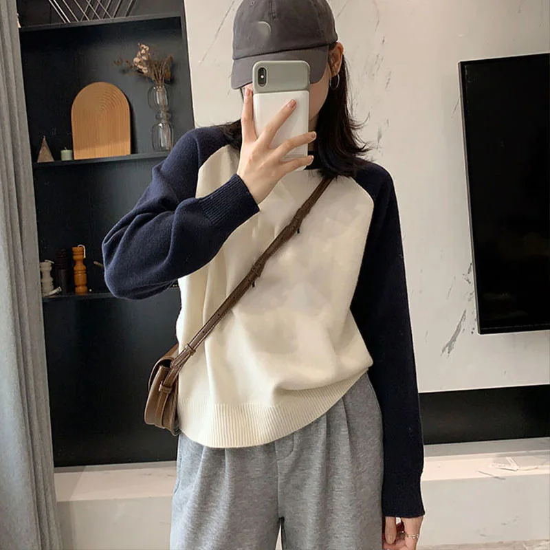 

Korean Sle Knitted Camere Sweater Women's Loose Long Sve round Ne Pullover Yarn Splicing Slimming Outerwear for Comm...