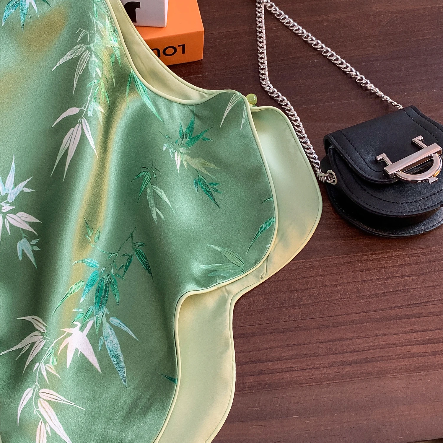 Nowa chińska kamizelka damska ze słomki bambusowej na wiosnę i lato, stójka, odzież wierzchnia, modna, elegancka.