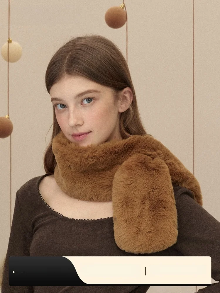 

Moonmoi Women's Faux Fur Scarf Comfortable Warm Versatile Retro Aosphere Winter Faion Accories Animal Friendly