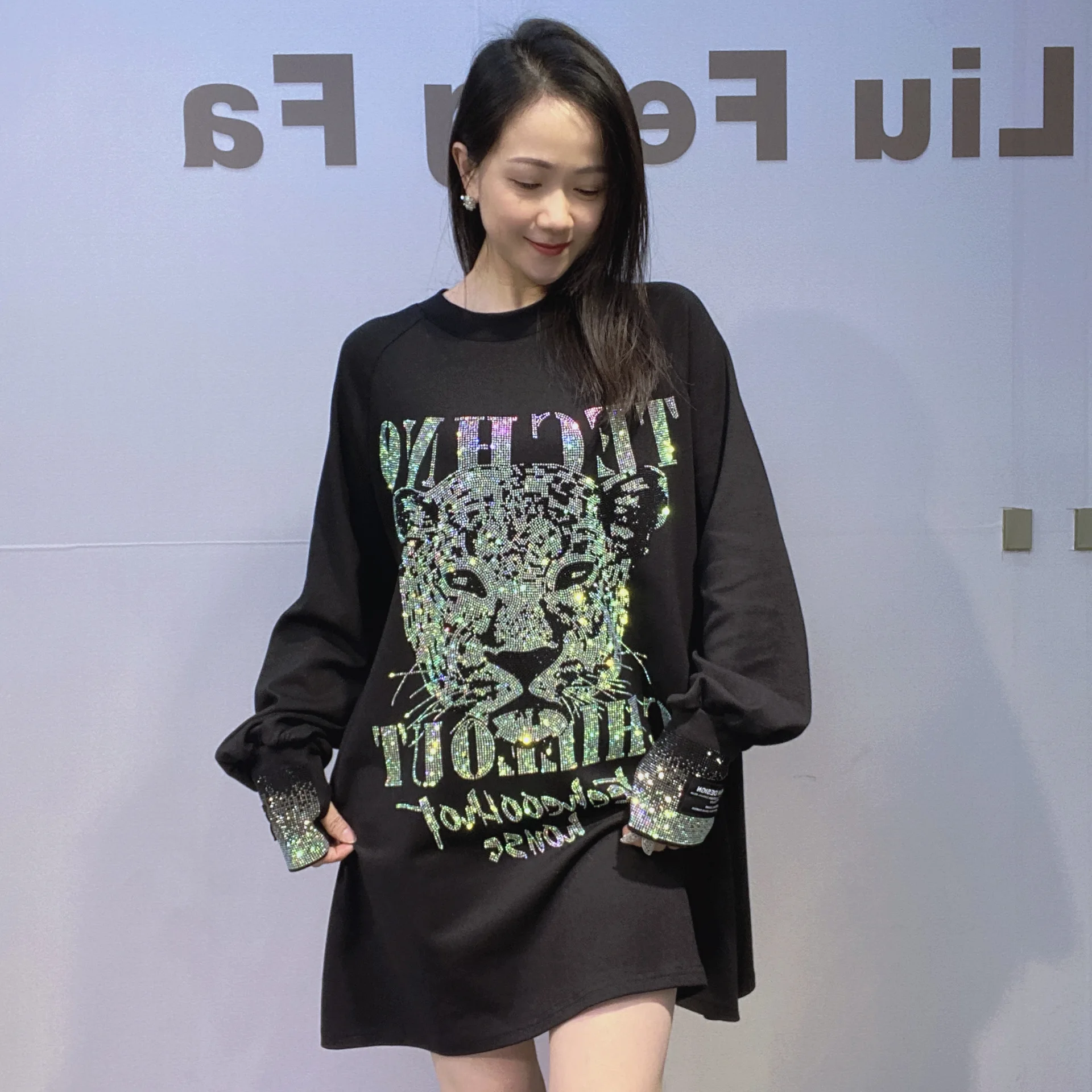 

Oversized O Neck Long Sleeve T Shirts Women Clothing Fashion Cartoon Diamonds Loose Pullover Tops Tee Занзеа Женская Одежда