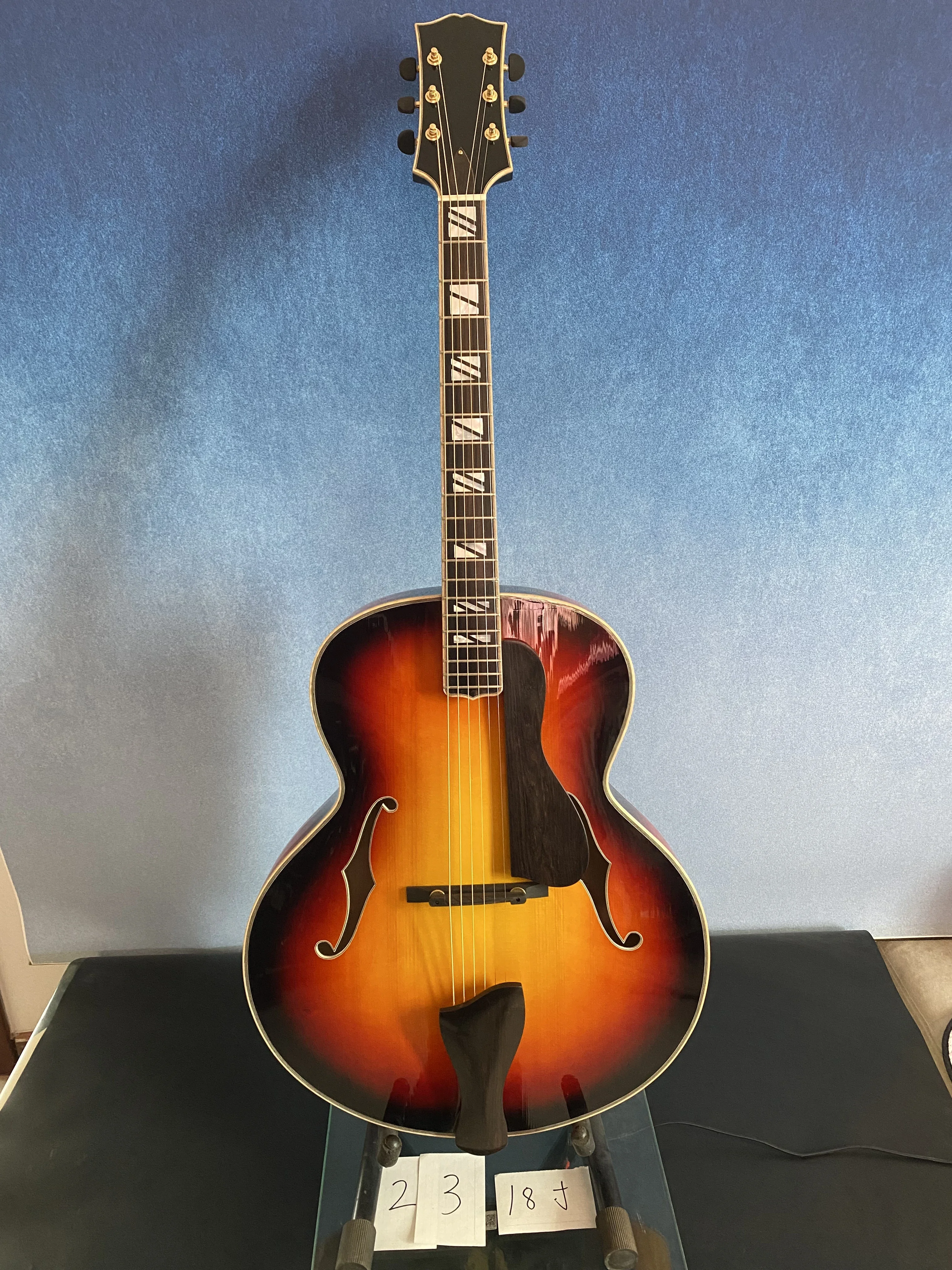 Yunzhi Luthier Handcrafted 18\