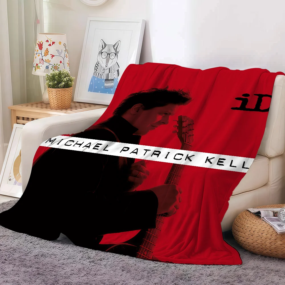 بطانية المغني مايكل باتريك كيلي دافئة وناعمة مناسبة لغرفة النوم وغرفة المعيشة والأريكة والسرير والمكتب والسفر والتخييم