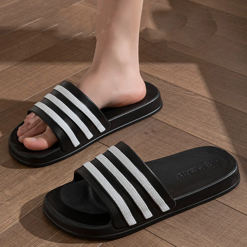 Summer Fashion Women Slippers Indoor Home Soft Soled Casual Flip Flops Bathroom Anti Slip Sandals Outside Wear Men Slides Shoes