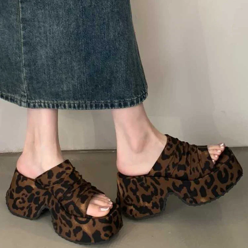 

Summer Fashion Open Toe Leopard Print Platform Wedge Woman Slippers Chunky Heels Shoes Zapatos De Mujer