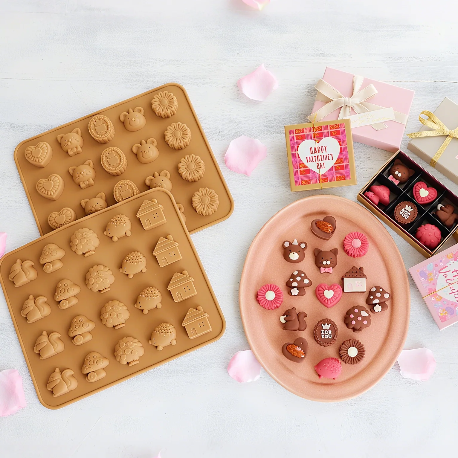 

Cartoon Chocolate Silicone Baking Mold Mushroom Hedgehog Squirrel House Soap Mould Cake Decorating Tool DIY Kitchen Accessory