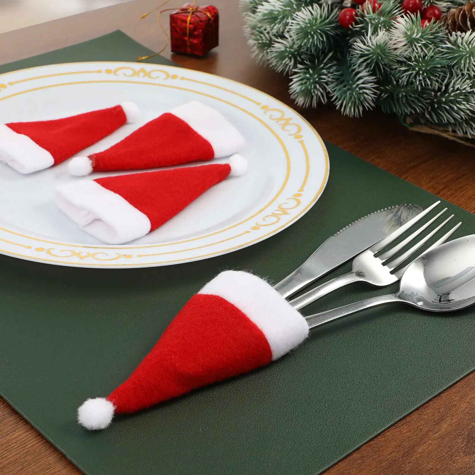 

10pcs Mini Santa Hat Lollipop Candy Cover Cloth DIY Xmas Supplies Party Decoration Miniature Bottle Hats Reusable Christmas