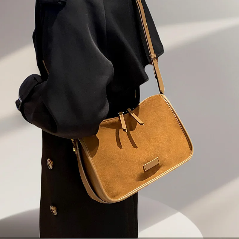 Bolso de mano de piel de vaca esmerilada de invierno para mujer: hombro/bandolera retro de gran capacidad para ir al trabajo, bolso de trabajo con acabado mate de primera calidad