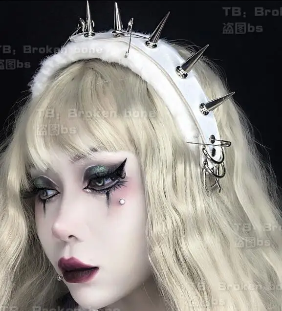 

Women Headband Pumk White Goth Metal Rivet Spikes Headdress Furry Headwear Girls Young