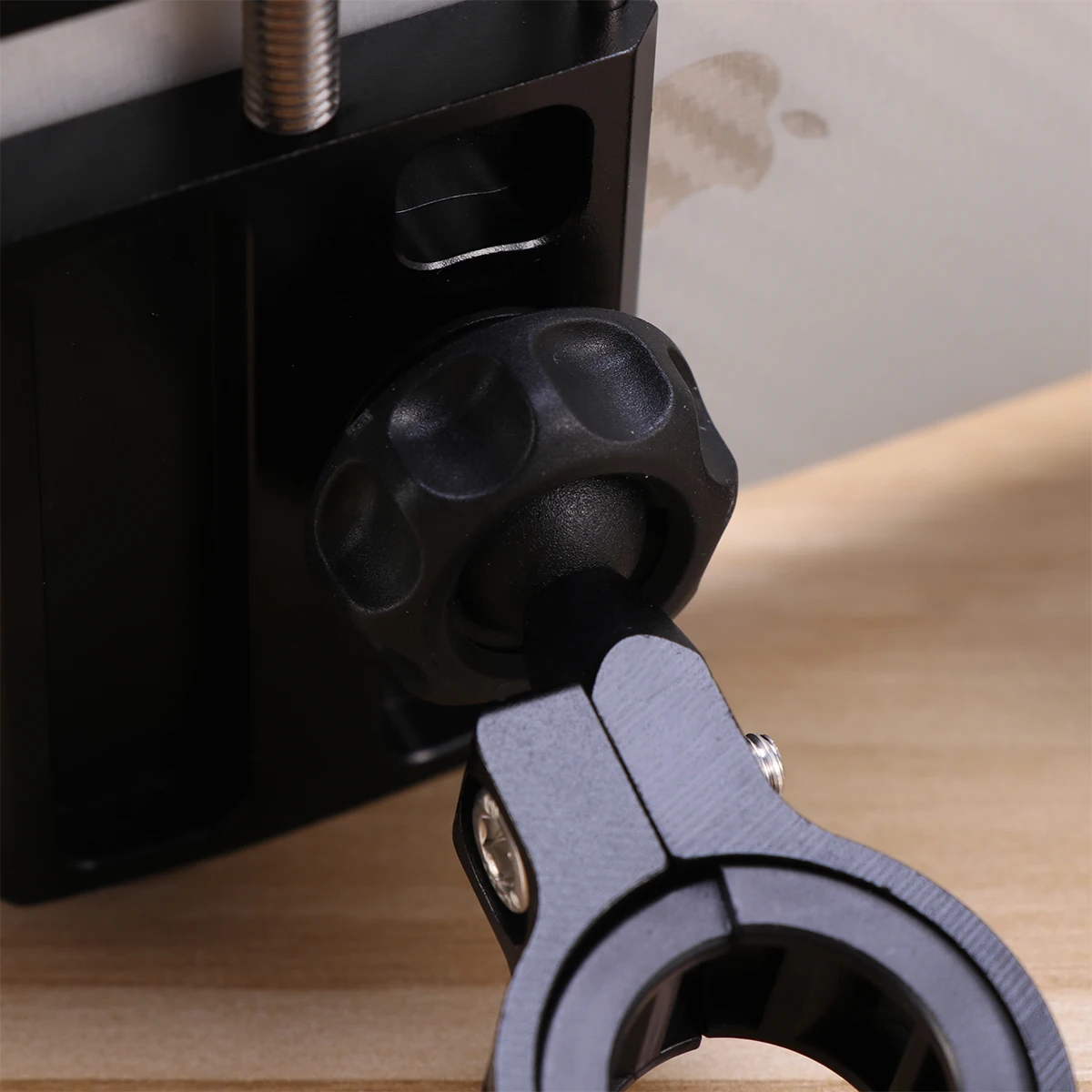 

M7 Aluminum Alloy Motorcycle Phone Holder Usb Anti-Slip Handlebar Clip For Mobile Electric Car Phones Universal