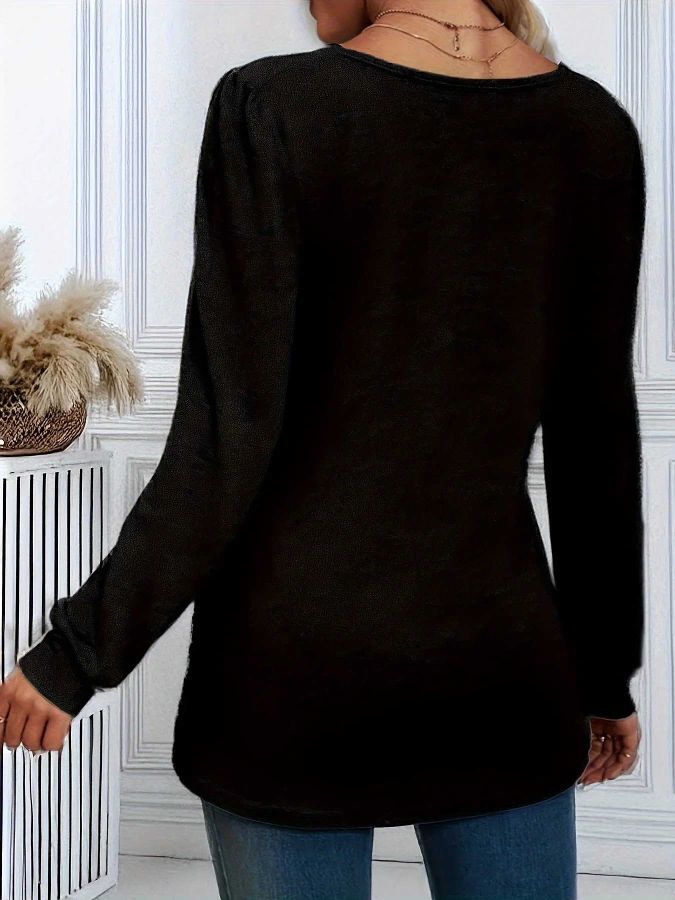 Stilvolles Plus-Size-Oberteil für Damen mit eckigem Ausschnitt und langen Ärmeln für mühelose Eleganz – Detail 2