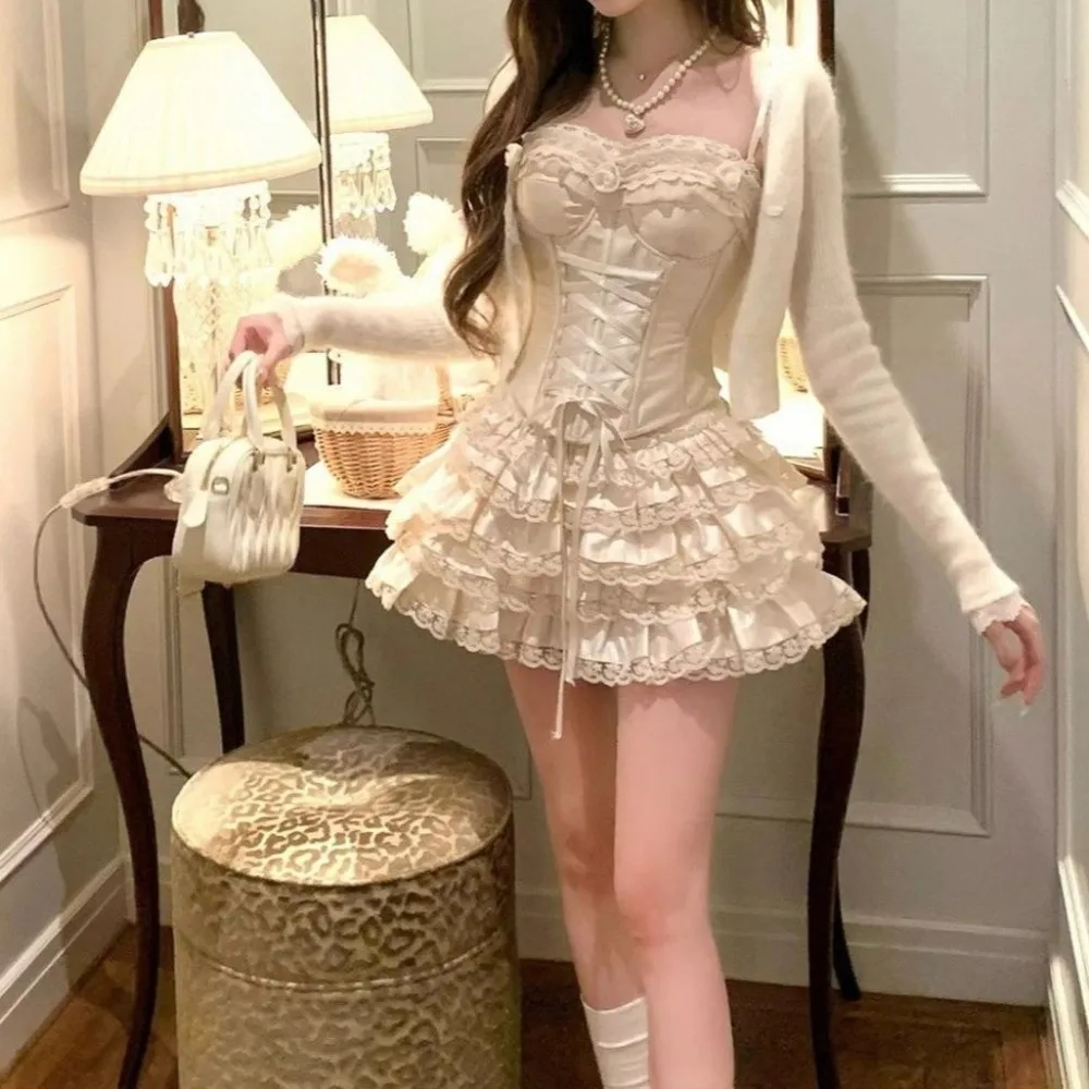 

Elegant Bow Lace Sling Top Sleeveless Tank Fluffy Cake Skirt Flower Chic Slim Skirt Suit Spicy Girls