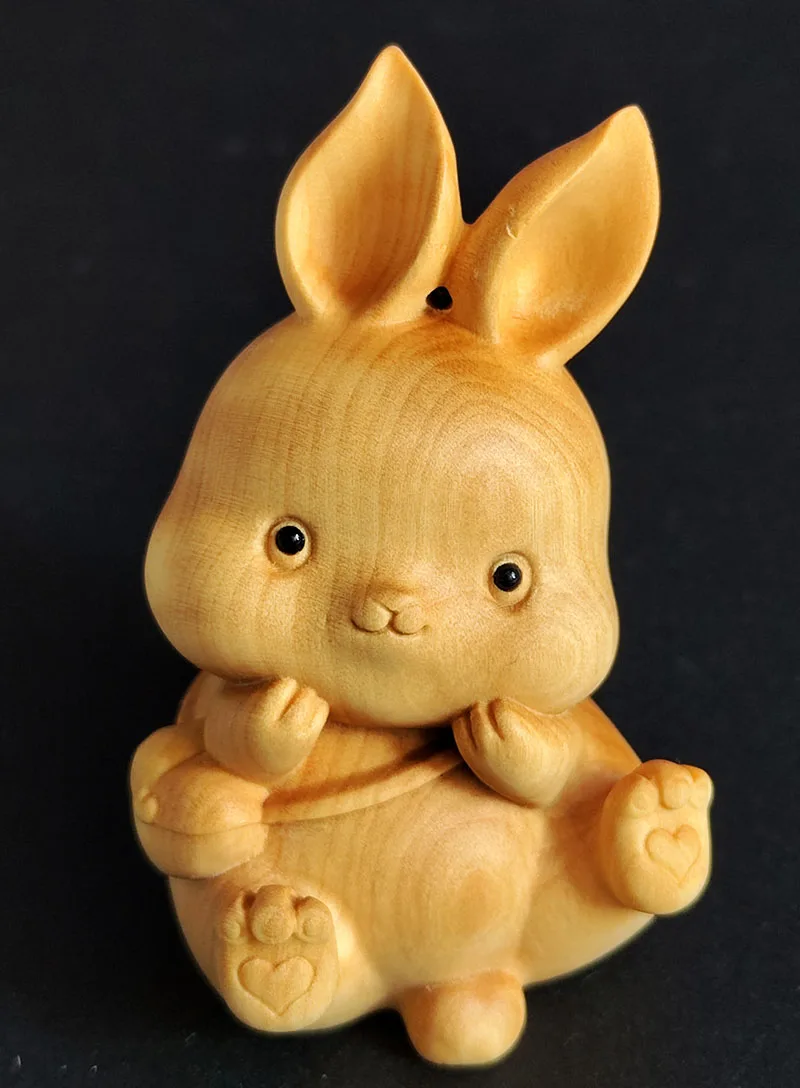 

JM056 - 6.5X3.8X3.8 CM Hand Carved Boxwood Carving : Lovely Rabbit