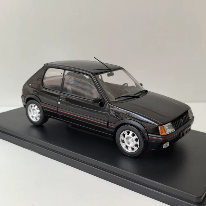 WHITEBOX 1/24 Scale 205 GTI Alloy Simulation Car Model Static Collection Decorated Holiday Gifts Toys Souvenir Gift