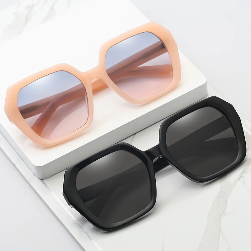 

The new polygonal trend sunglasses, men's and women's anti-ultraviolet anti-sucking fashion all-season versatile sunglasses