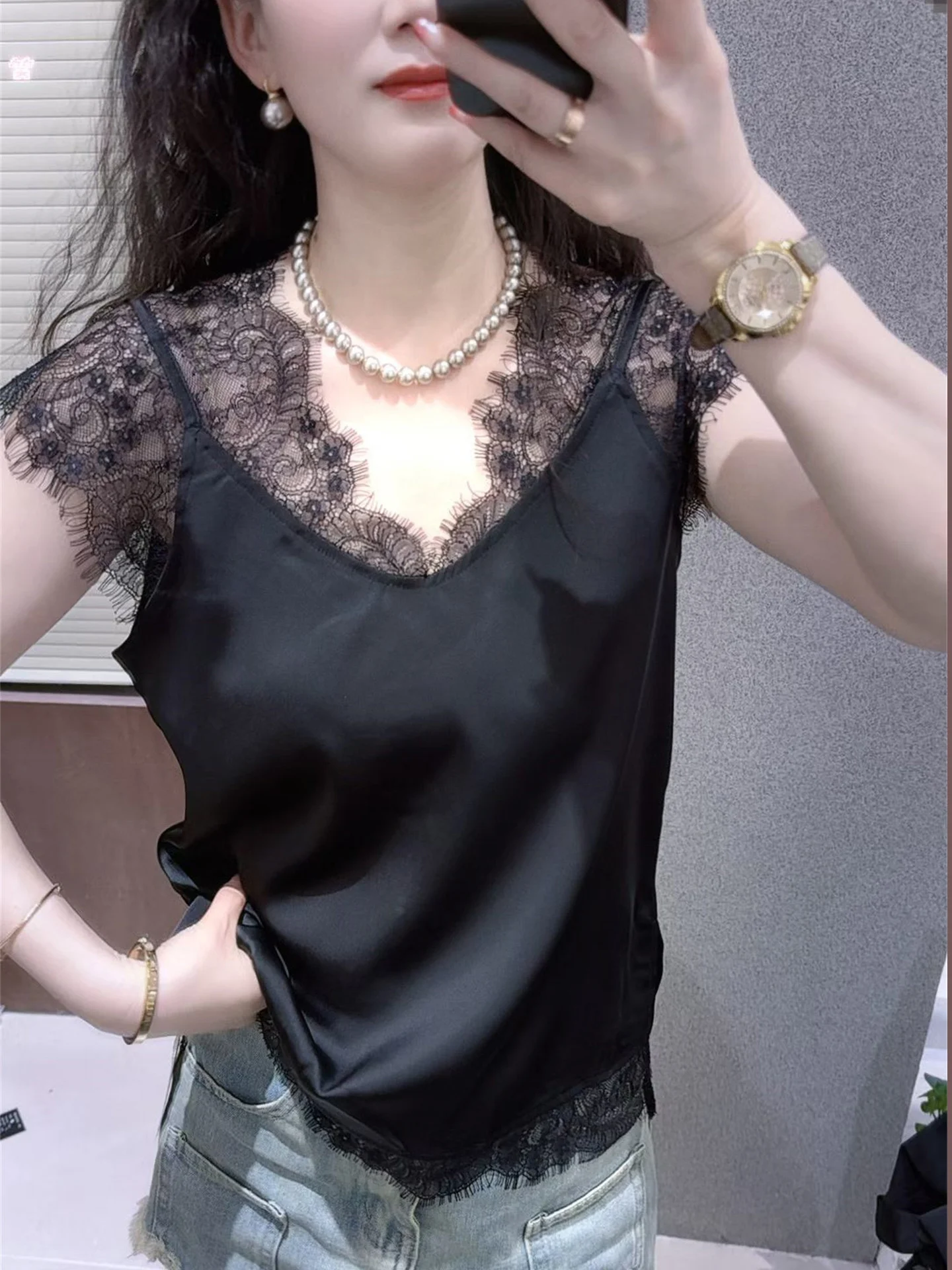 Elegant Lace Splice V-neck Tank Top Women Summer Slimming Fashionable Sleeveless Shirt Base Outerwear Breathable H-shaped Vest