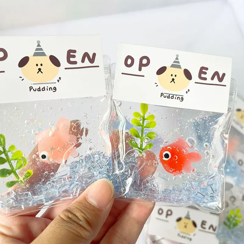 Kawaii Little Goldfish Squeeze Toy Slow Rebound Stress Relief Toys Niedliches wasserartiges blasenfreies Goldfisch Superweiches Relief-Spielzeug