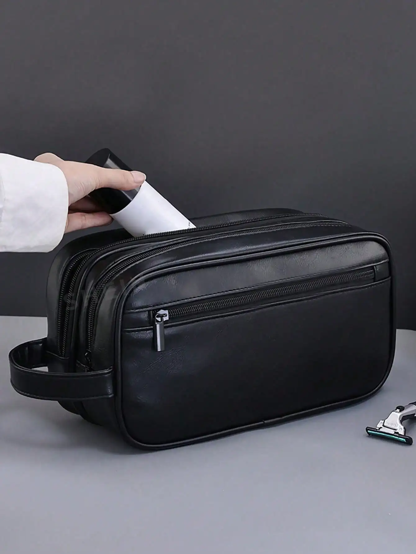 

1pc Men's Multi-Functional Waterproof Black PU Leather Double-Layer Toiletry Bag - Large Capacity Durable Shaving Kit - Suitable For Storing Personal Care And Hygiene Items, Business Travel And Holiday Toiletry Bag, Essential For Summer Travel, Beach Vaca