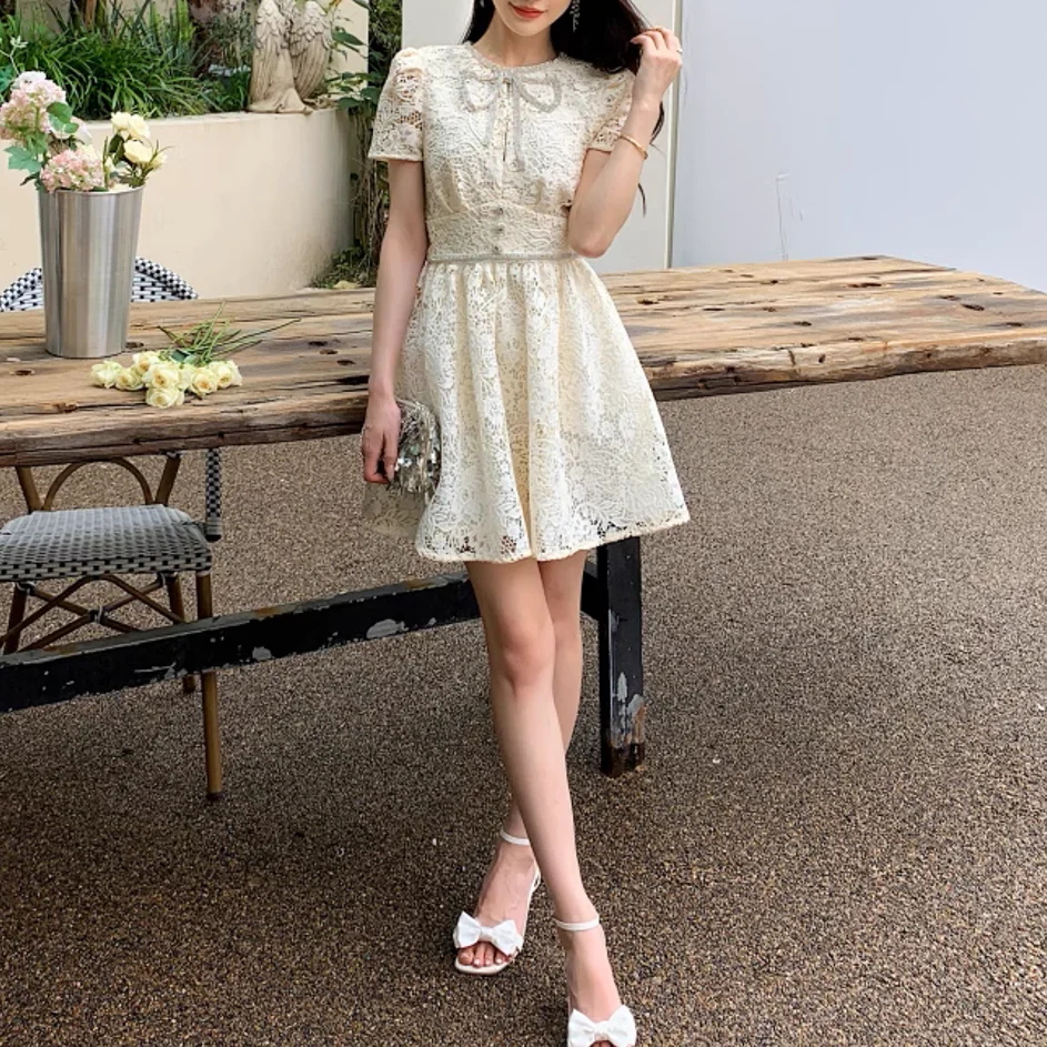 

Retro Style Short Dress Ivory White Handmade Diamond Butterfly Lace Crew Neck Dresses