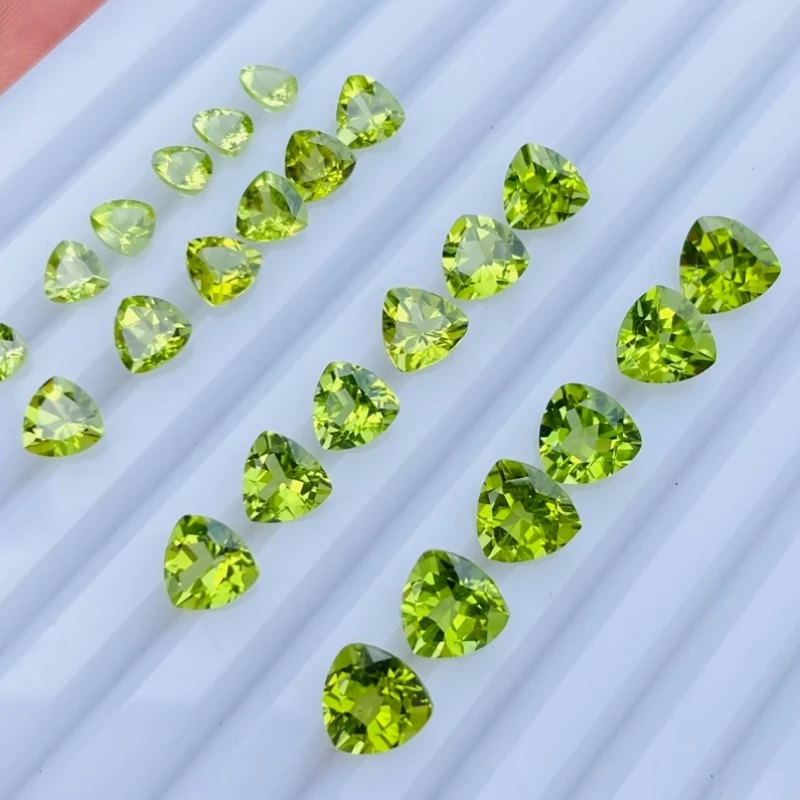 5 مللي متر إلى 8 مللي متر تريليون قطع الزبرجد الطبيعي أحجار كريمة مفكوكة أسعار الجملة الزبرجد الحقيقي لمتجر المجوهرات