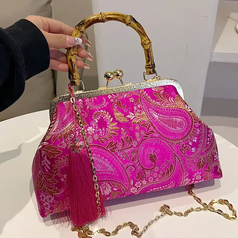 Vintage Women Pink Tassel Lock Shell Clip Flower Messenger Bags Handmade White Handbags And Purses Designer Chain Shoulder Bags