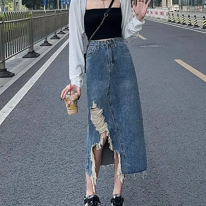 Denim Skirt  Irregular Broken Hole Vintage Fashion Design Sense Women'S Summer Design Sense Esthetics Mid Length A-Line Skirt