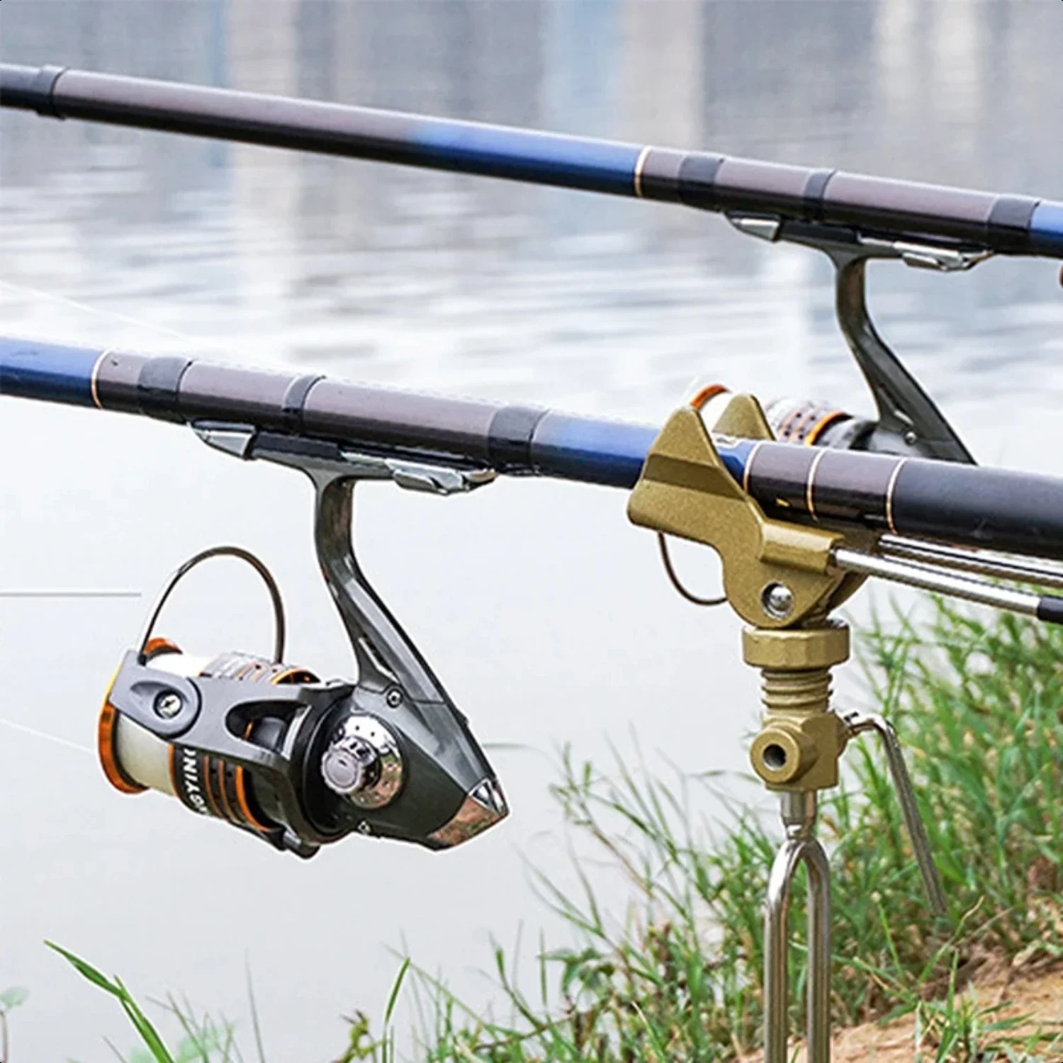 

Outdoor Fishing Rod Bracket with Adjustable and Convenient Night Light - Essential Tool for Perfect Support in Night Fishing Sit