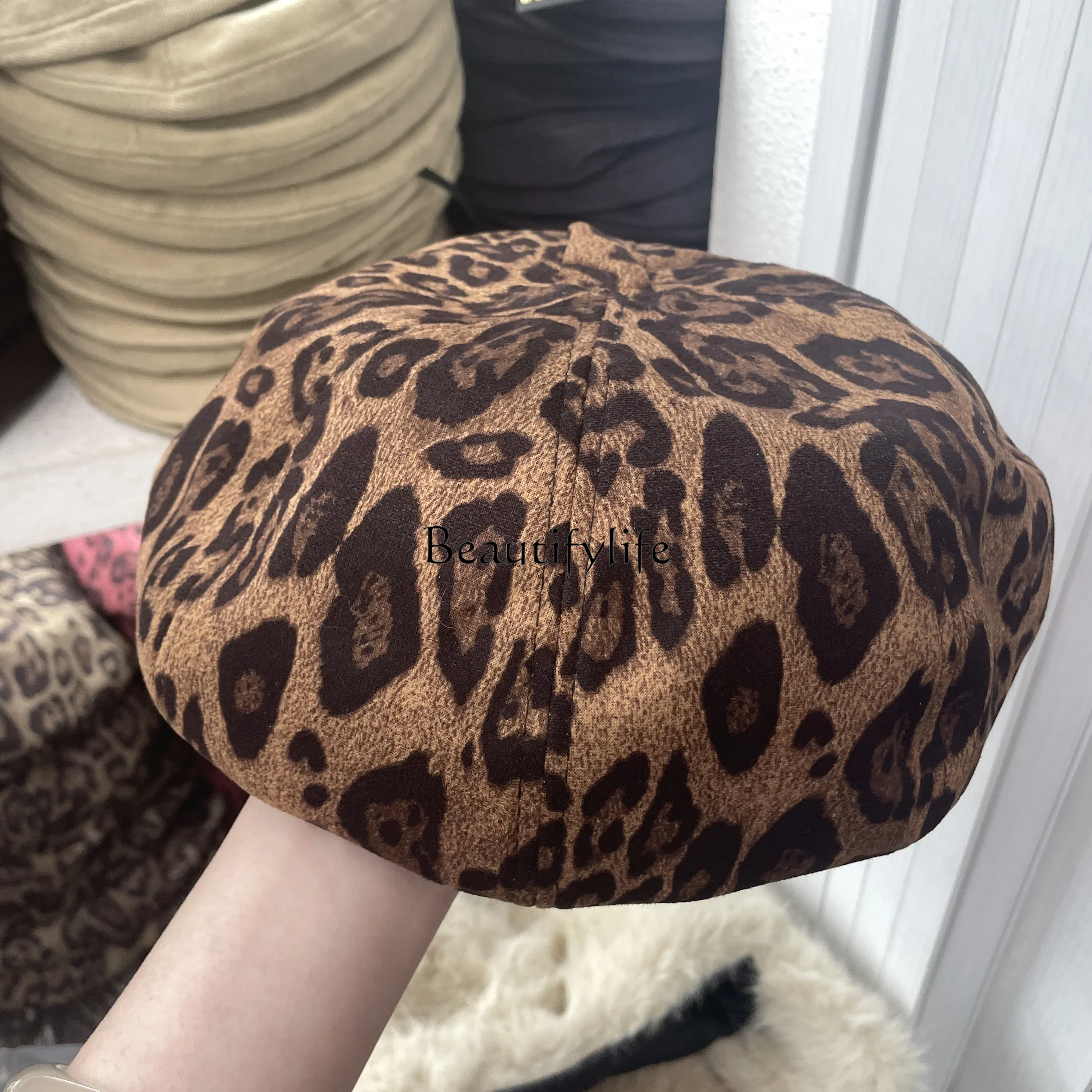 

Retro leopard print beret autumn and winter versatile small Japanese bud hat