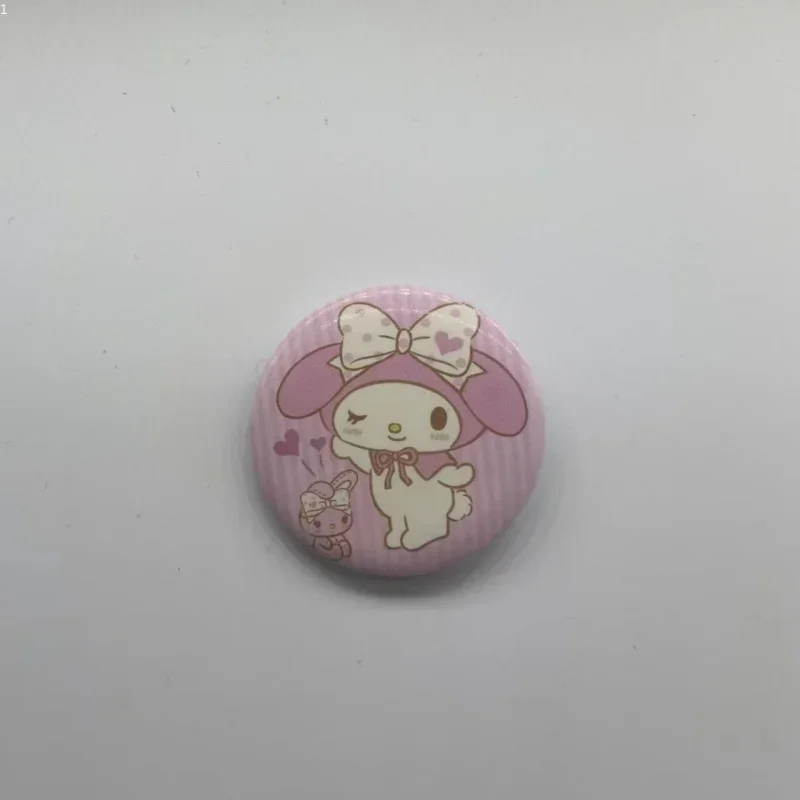 Sanrio My Melody Cartoon spilla Anime Figures Q fiberal zaino abbigliamento Anime Merchandise Cute decorare bambini regalo di compleanno