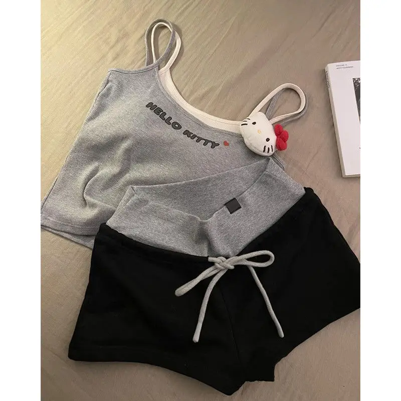 

Пижама Hello Kitty для девочек с нагрудником Sanrio, жилет с героями мультфильмов, шорты, новый стиль, летнее студенческое милое повседневное нижнее белье, домашняя одежда